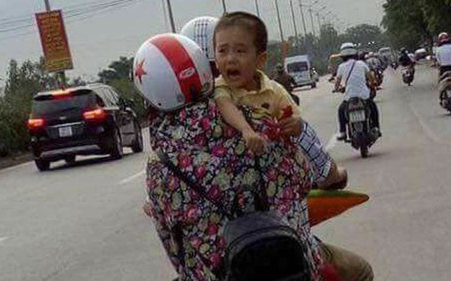 Bố cháu bé 6 tuổi bị mất tích ở Quảng Bình: "Bức ảnh bé trai quấy khóc ở Hà Nội không phải con tôi"
