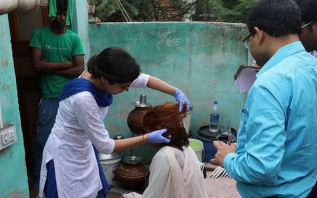 Ấn Độ: Hơn 50 phụ nữ hoảng sợ khi bị thôi miên rồi cắt tóc đầy bí ẩn