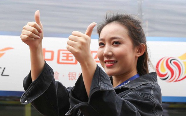 Nữ Chủ tịch đội bóng Trung Quốc được mệnh danh là "sếp nữ xinh đẹp nhất thế giới"