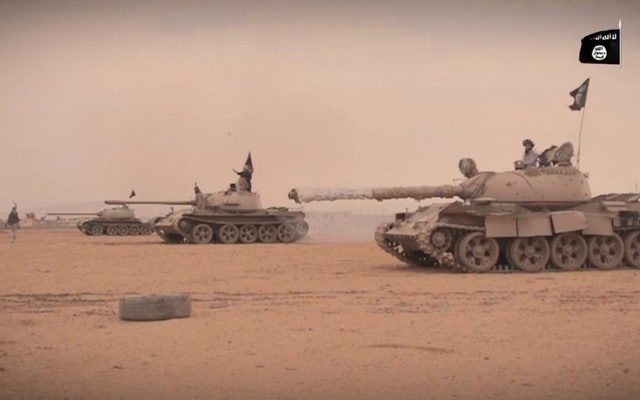IS dồn binh lực quyết chiến Deir Ezzor, tướng “Hổ Syria” bị bao vây