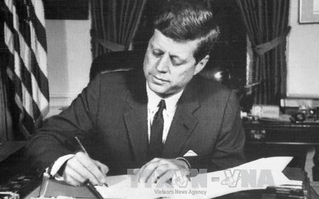 Tổng thống Mỹ chấp thuận công bố hết hồ sơ vụ ám sát J.F.Kennedy