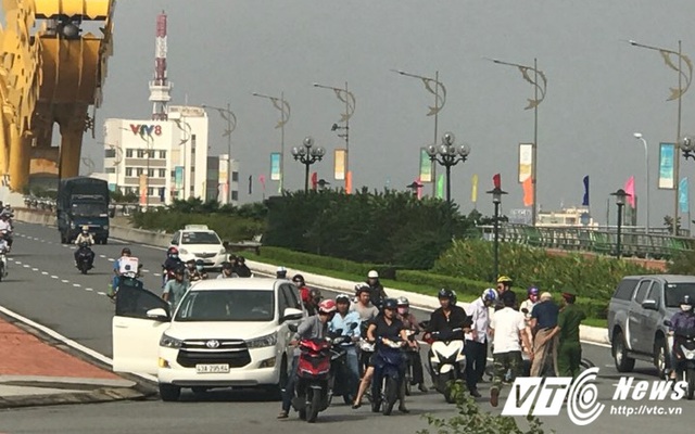Tai nạn trên Cầu Rồng trước giờ đoàn xe Tổng thống Nga Putin đi qua