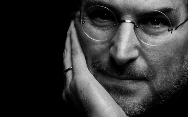 Từ năm 12 tuổi, Steve Jobs đã tự mình xin việc ở HP và cũng từ đó, ông biết làm thế nào để luôn có thứ mình muốn