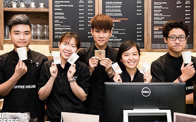 CEO Coffee House: Tăng 20% lương nhân viên khi công ty đang lỗ, tặng 1 triệu đồng và dạy nghề cho nhân sự nghỉ việc đi mở quán khác