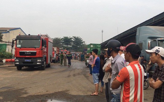10 người kịp chạy thoát khỏi nhà xưởng cháy ngùn ngụt, 2 công nhân mắc kẹt thiệt mạng