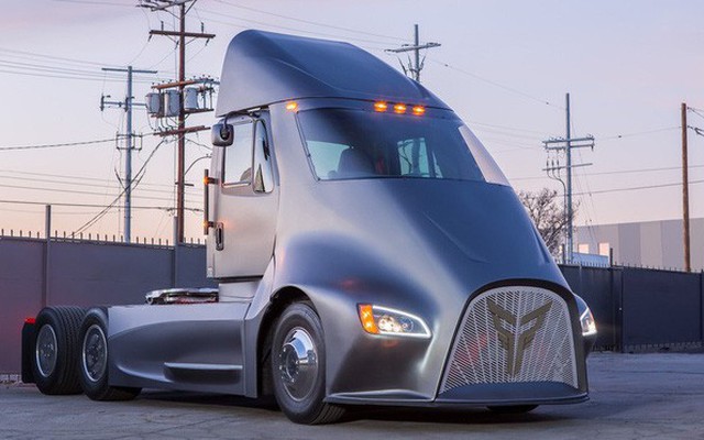 Chiếc xe tải điện này sẽ là đối thủ cạnh tranh trực tiếp với Tesla Semi, dự kiến ra mắt vào năm 2019