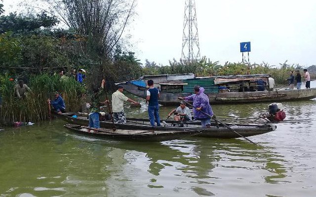 Tìm thấy thi thể bé gái 4 tuổi mất tích trên sông Hương