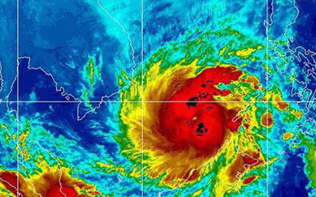 Clip: Bão số 16 (Tembin) đạt cấp độ thảm họa, có khả năng mạnh hơn siêu bão Linda lịch sử