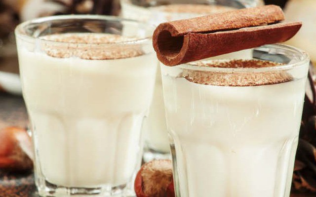 Thêm một chút bột quế vào sữa ấm, đây là những lợi ích mà cơ thể nhận được