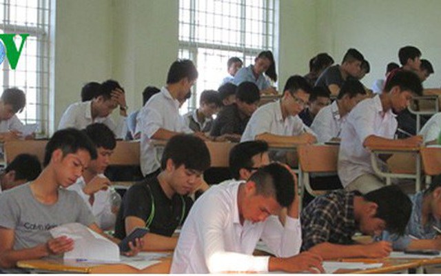 Nhờ công an điều tra vụ lộ đề thi Học kỳ ở Khánh Hòa ​