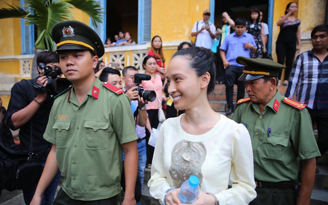 Luật sư: "Nhân chứng bí ẩn" Mai Phương hoàn toàn có quyền ngồi phòng kín khi xét xử