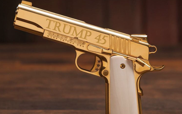 Cabot Guns TRUMP 45 - Súng lục phủ vàng chào mừng vị Tổng thống thứ 45 của Hoa Kỳ