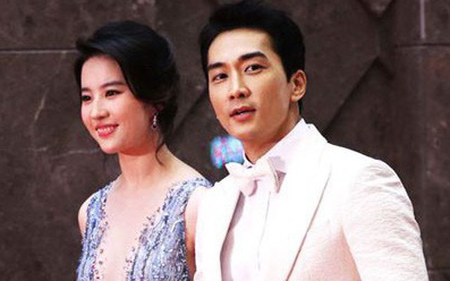 Song Seung Hun - Lưu Diệc Phi: Là tình yêu thật sự hay chiêu trò truyền thông đánh lừa khán giả suốt 2 năm qua?