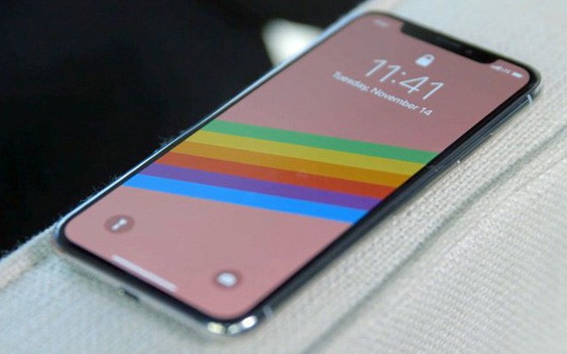 Hàng loạt smartphone cao cấp giảm giá mạnh ngay đầu tháng 10