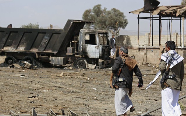 Vũ khí thô sơ đấu hiện đại, Houthi bất ngờ giáng sấm sét vào căn cứ KQ Saudi