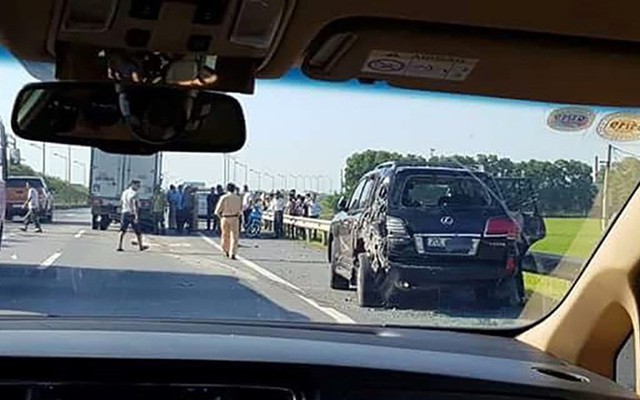 Từ vụ lùi xe trên cao tốc Thái Nguyên: "Bò lạc" và những nỗi sợ lớn nhất của tài xế khi di chuyển trên cao tốc