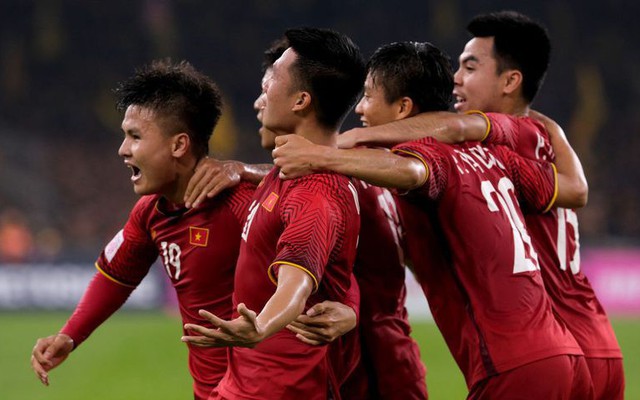 Việt Nam rầm rộ tiền thưởng, Malaysia lại im lặng chờ đoạt cup