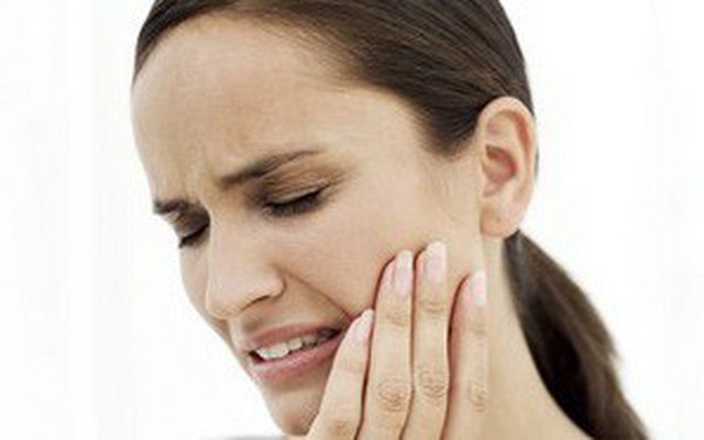 Xoa bóp chữa đau nhức răng