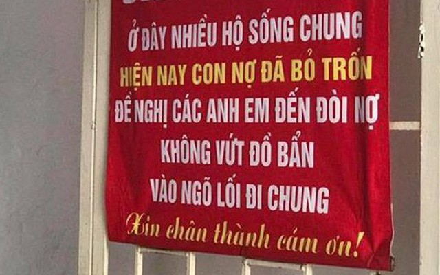 Tờ giấy thông báo lạ trong khu dân cư khiến các chủ nợ giật mình