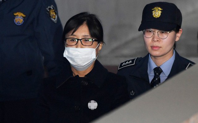 20 năm tù giam cho bạn thân cựu Tổng thống Hàn Quốc