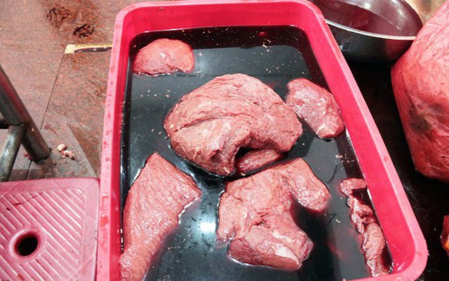 Nhận biết thịt bò bẩn và mẹo hay chọn thịt bò ngon cho những ngày Tết