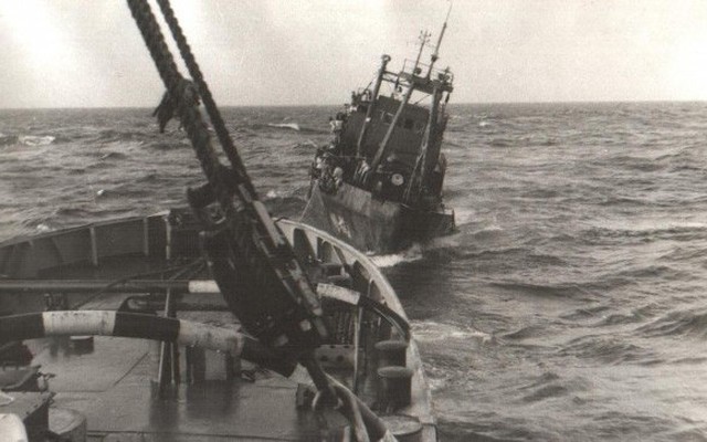Hải quân Liên Xô cứu hộ tàu HQ-614  ở Trường Sa: Bất trắc đã xảy ra