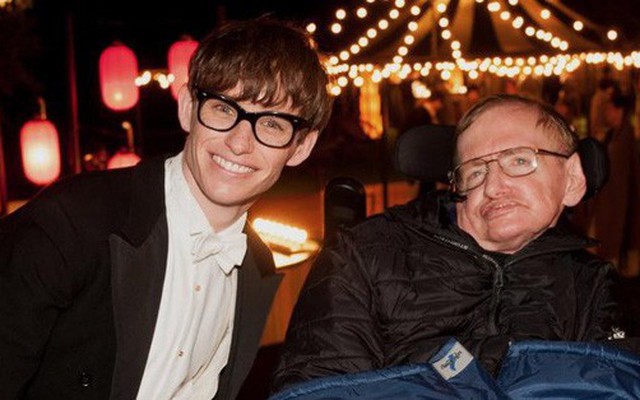 12 lần khoa học và nghệ thuật gặp nhau dưới cái tên Stephen Hawking