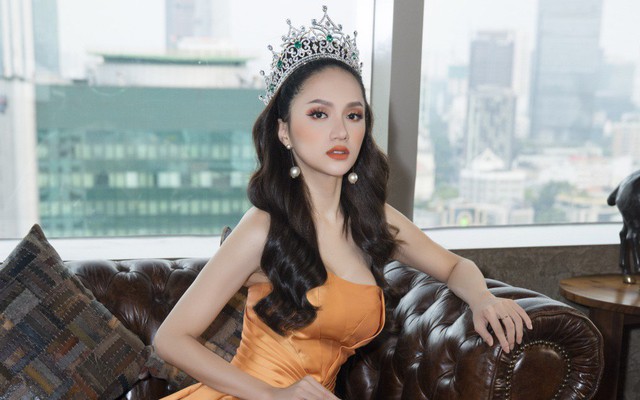 Hoa hậu Hương Giang khoe vẻ gợi cảm sau khi giảm 6 kg