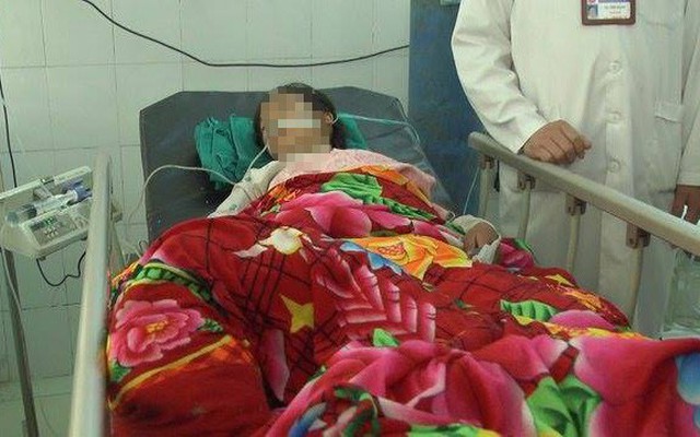 Hai học sinh nhập viện cấp cứu vì uống thuốc sâu ở Hà Giang