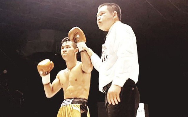 Tay đấm Việt hạ knock-out nhà vô địch Thái ngay tại Bangkok