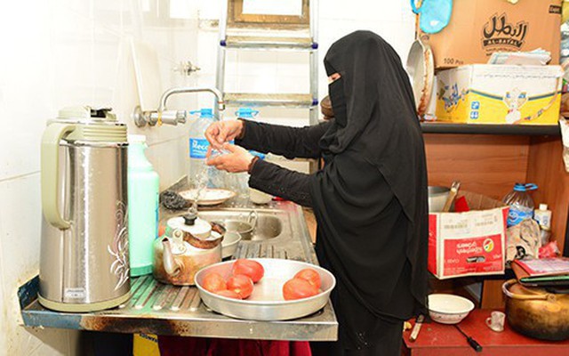 Số phận khó tin của người phụ nữ kết hôn năm 9 tuổi, trắng tay sau 25 năm vì bị chồng phản bội