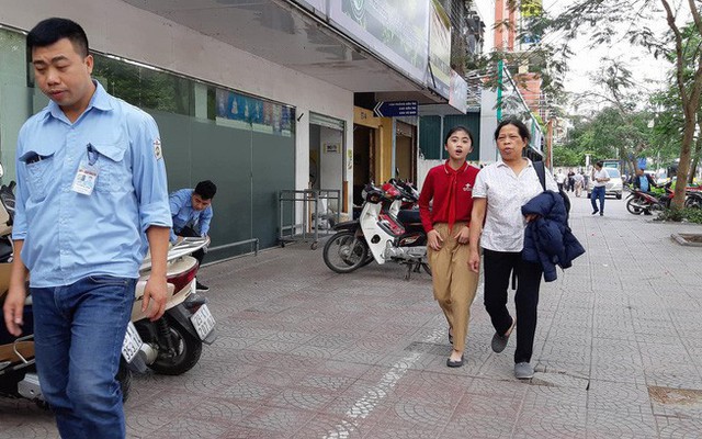 Bảo vệ ngã xuống đất tử vong sau khi giằng co với dân phòng là cựu Đại úy công an