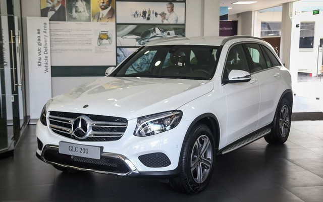 SUV rẻ nhất của Mercedes-Benz tại VN giảm hàng trăm triệu vì cắt giảm 1 loạt trang bị?