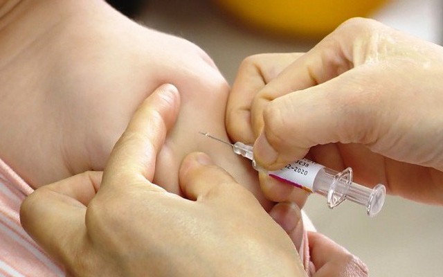 Thế giới dừng sản xuất vắc-xin viêm não mô cầu, Bộ Y tế lo ngại hết vắc-xin phòng bệnh