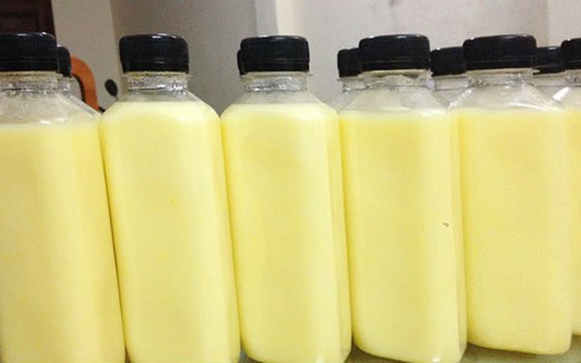 Sữa ngô “không cần ngô”, món hàng siêu lợi nhuận mỗi mùa hè