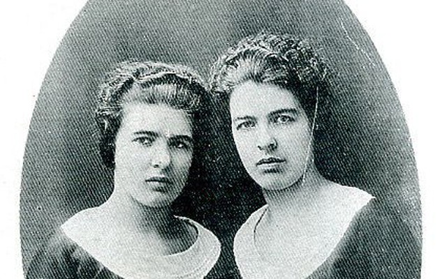 Chị em Papin: Hai cô hầu gái tâm thần và vụ giết người đẫm máu vẫn gây ám ảnh nước Pháp sau 85 năm