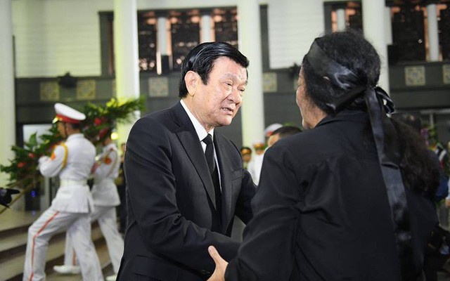 Nguyên Chủ tịch nước Trương Tấn Sang viếng GS Phan Huy Lê: Một tài năng lớn trong giới sử học nước nhà đã ra đi