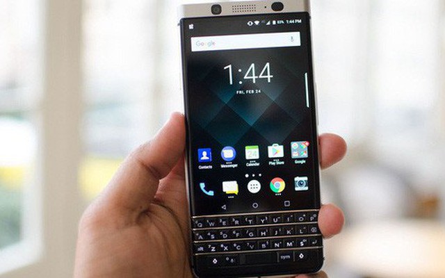 BlackBerry KEYone bản khóa mạng tràn về VN, giá lên xuống từng ngày như bitcoin