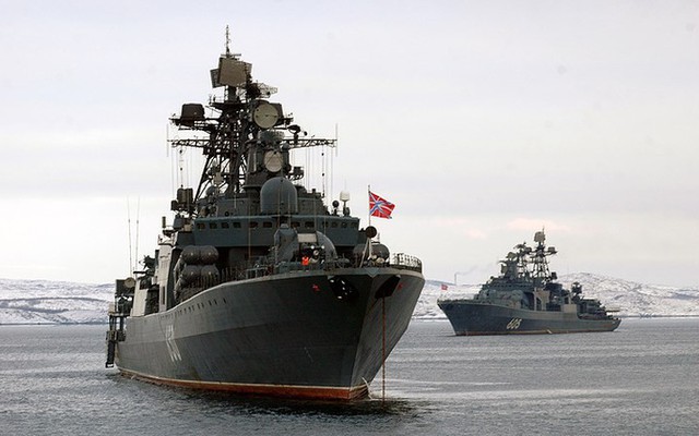 Đội hình tàu ngầm và tàu mặt nước của Hạm đội Phương Bắc Nga