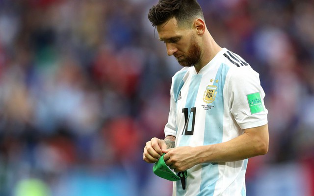 Argentina thua cay đắng trước Pháp, Messi cân nhắc chuyện từ giã đội tuyển thêm lần nữa?