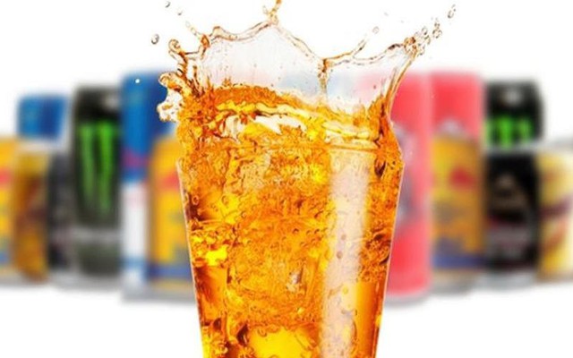 Nước tăng lực ảnh hưởng đến cơ thể chỉ sau 10 phút