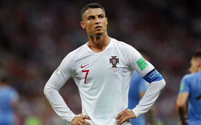 World Cup 2018: Cú đá "gôn to gấp đôi cũng không vào" và 90 phút vô hại của Ronaldo