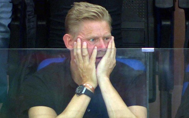 World Cup 2018: Peter Schmeichel thẫn thờ nhìn con trai Kasper gục ngã cùng ĐT Đan Mạch