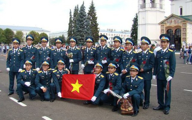 Ngày ra trường của các trắc thủ tên lửa Việt Nam tại Liên bang Nga