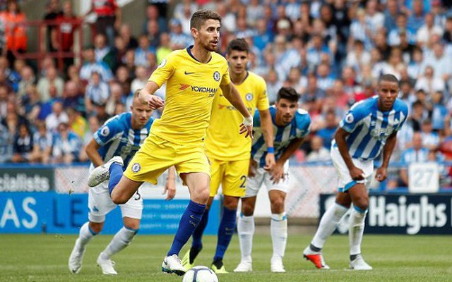 TƯỜNG THUẬT Huddersfield 0-3 Chelsea: The Blues lên đầu BXH