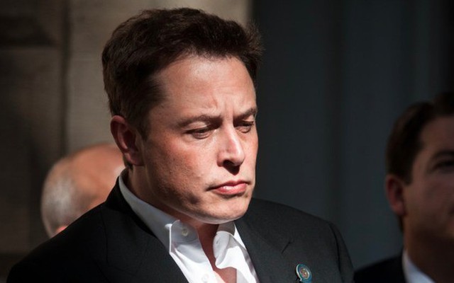 Elon Musk: "Đây là năm khó khăn và đau đớn nhất trong sự nghiệp của tôi"