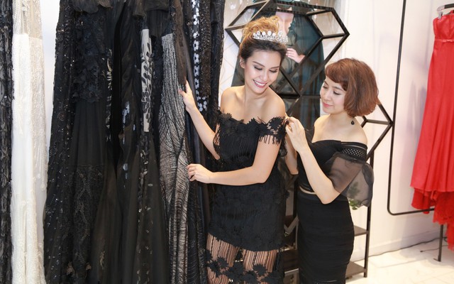 Hoa hậu Trái đất Angelia Ong đẹp lộng lẫy nhờ trang phục của NTK Việt