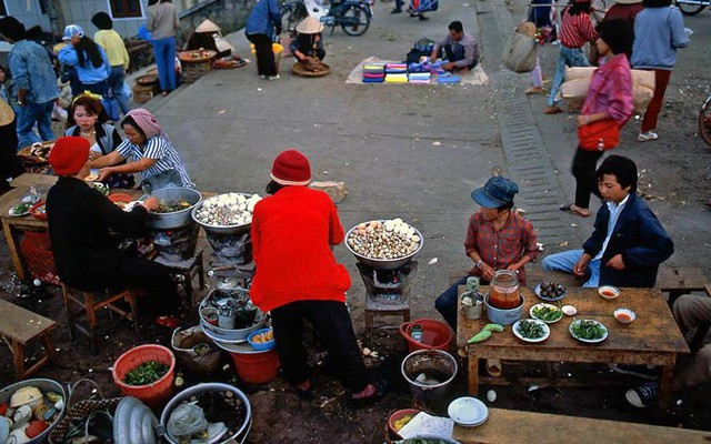 Bộ ảnh Đà Lạt những năm 90 bỗng "gây sốt" mạng xã hội Việt với hơn 5 nghìn chia sẻ