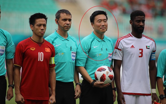 Trọng tài Hàn Quốc bị tố "xử ép" U23 Việt Nam trong trận tranh hạng ba Asiad 2018