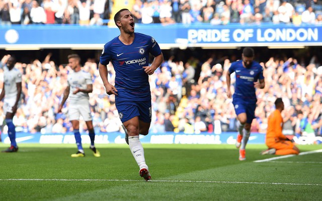 Hazard lập hat-trick, Chelsea đánh chiếm ngôi đầu từ tay Liverpool